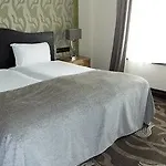 ホテル Boyne Valley - Only 3*