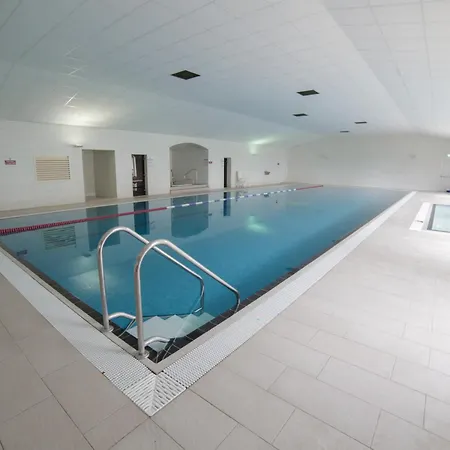 Boyne Valley - Only 3* دروغيدا