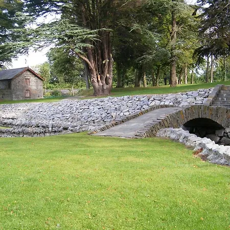 Boyne Valley - Only 3*
