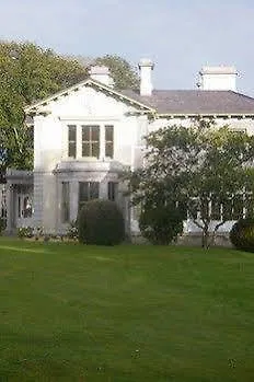 Boyne Valley - Only 3* دروغيدا