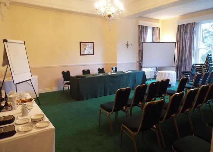 Boyne Valley - Only 3*